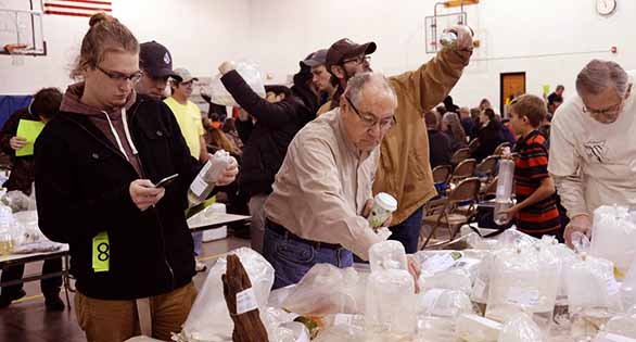 A gangbuster event for the Minnesota Aquarium Society: unwanted fish are surrendered and "rehomed" by event organizers.