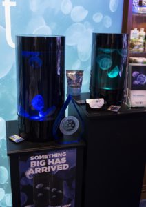 The new 5-gallon jellyfish tank from Jellyfish Art took second place in the new product showcase and seems to be a great upgrade from the smaller original design