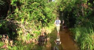 The team heads into the waters of the Cano Vitina...or so they think.