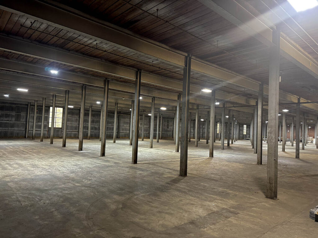 A massive new dry-goods operations center will bring significant benefits to the network of independent brick-and-mortar aquarium retailers served by the aquarium wholesaler-distributor Carolina Aquatics.